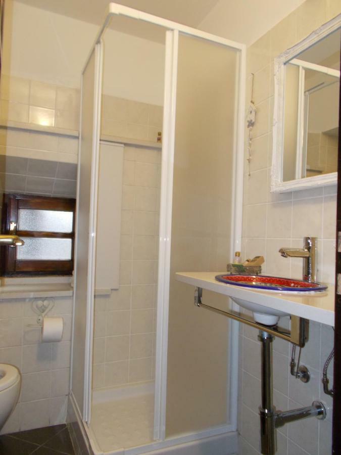 “La Loggia” Apartment Casale Monferrato Luaran gambar